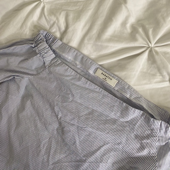 *SOLD* Aritzia Babaton “Malik” Top - Picture 2 of 8